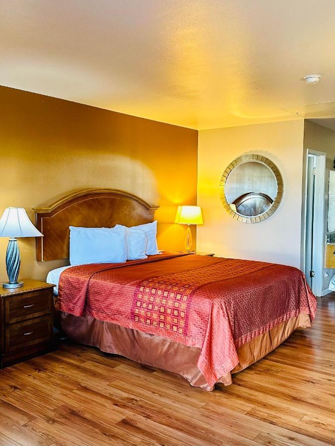 Franciscan Inn Motel Vista Luaran gambar